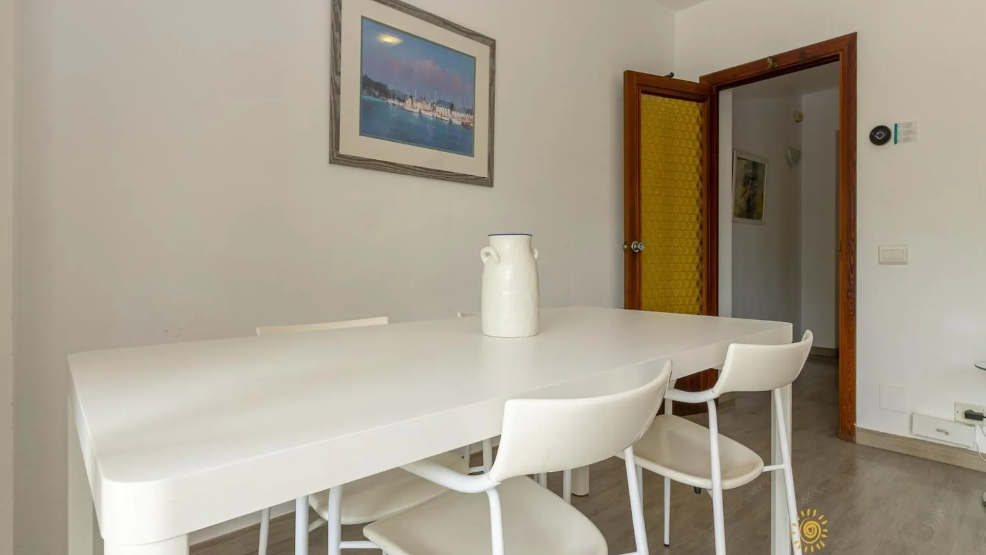 Private Villa With Inviting Space Port de Pollenca