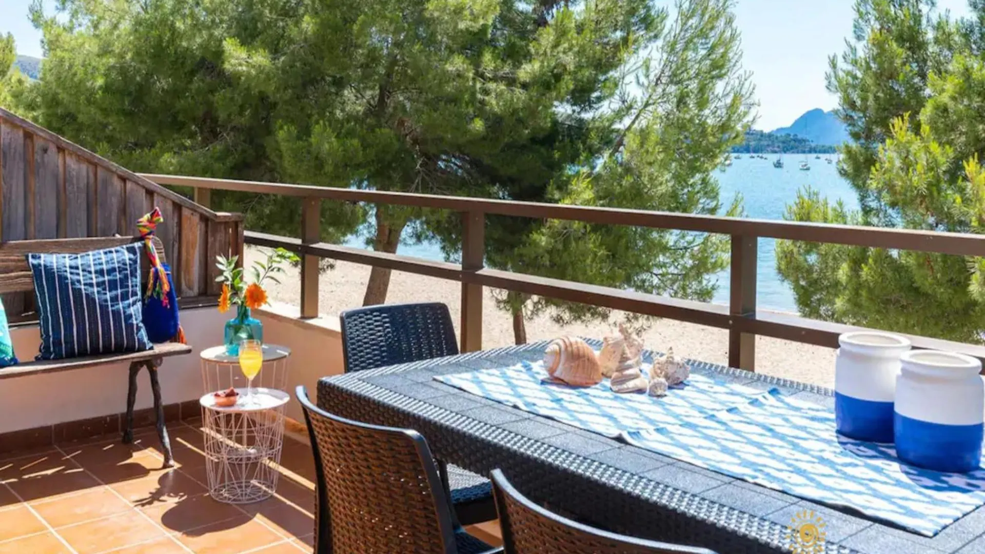 Private Villa With Inviting Space Port de Pollenca 0*,